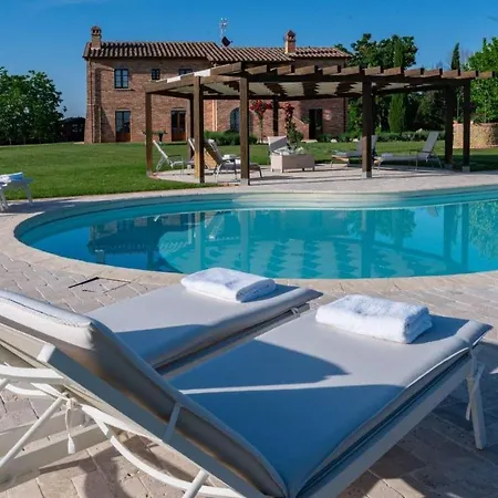 Boschi Salviati Villa *