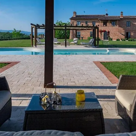 Boschi Salviati Villa *